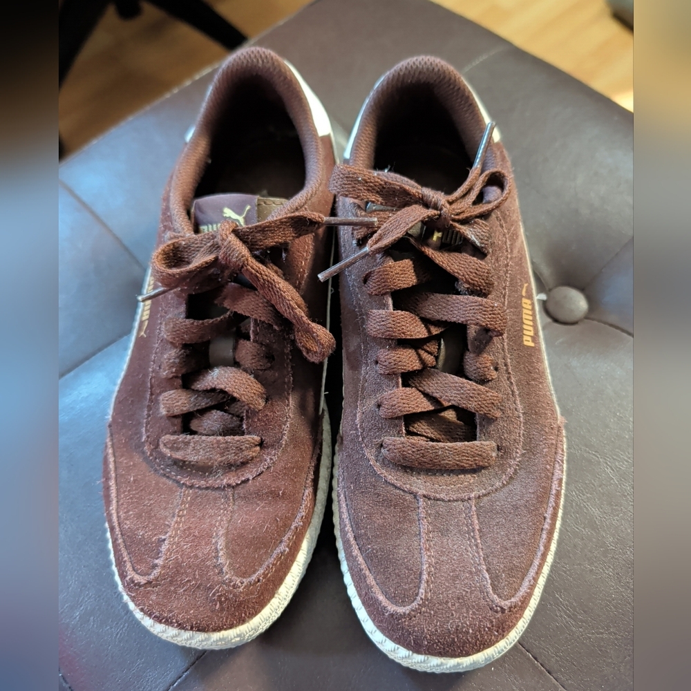 Puma Women's Suede Sneakers in Brown with Gold Logo